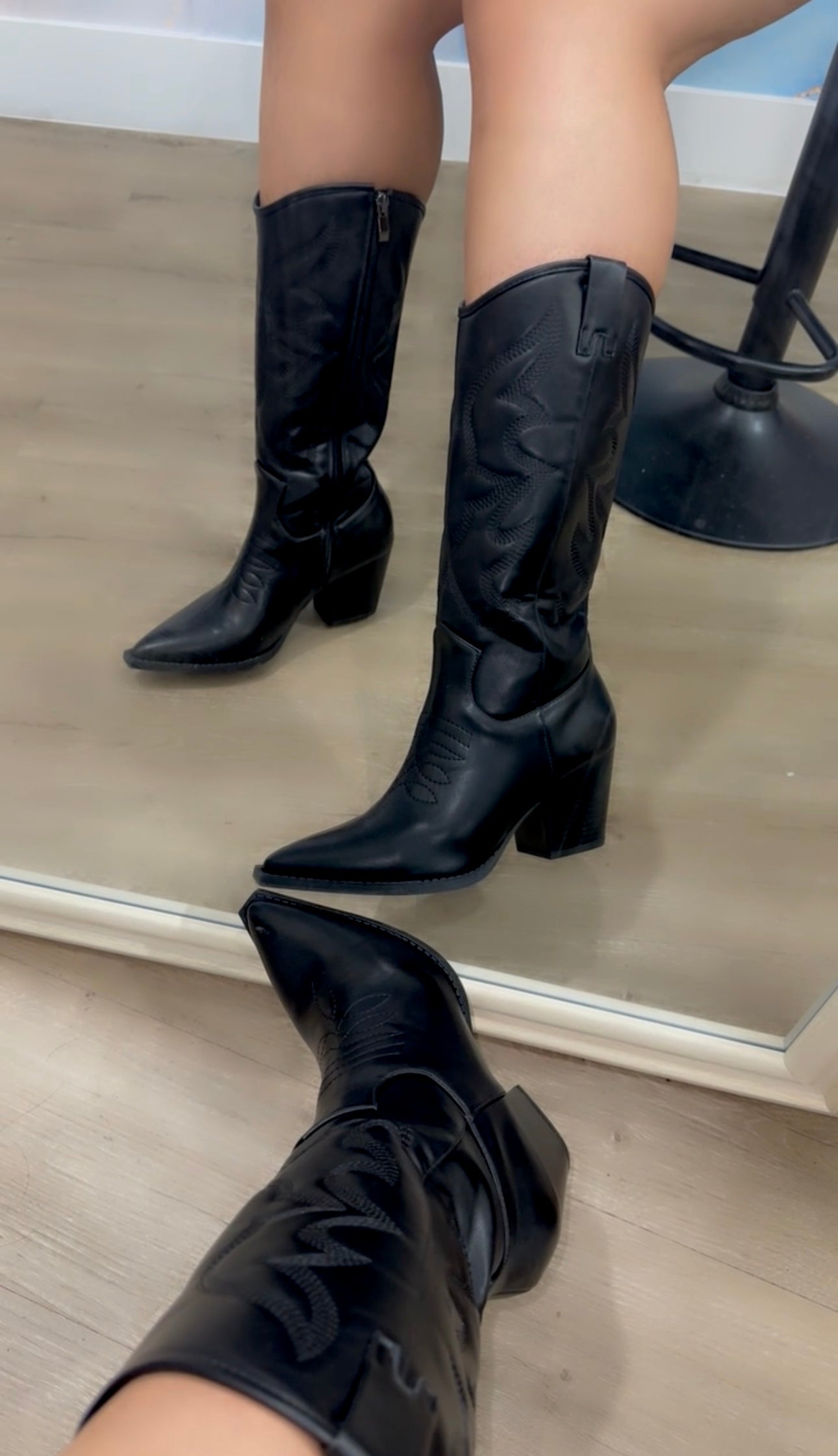 Victoria CowGirl Western Boot