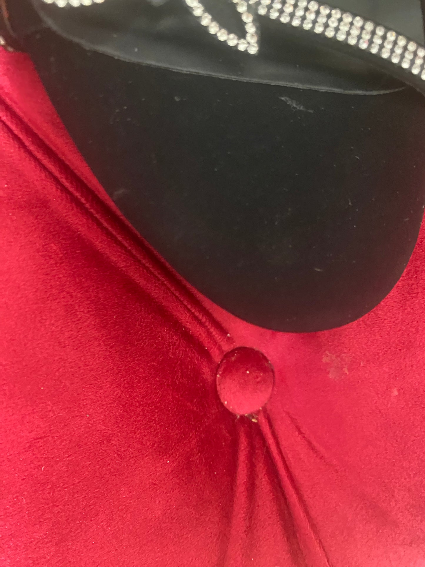 Scarlet Short Heel - (Defect)