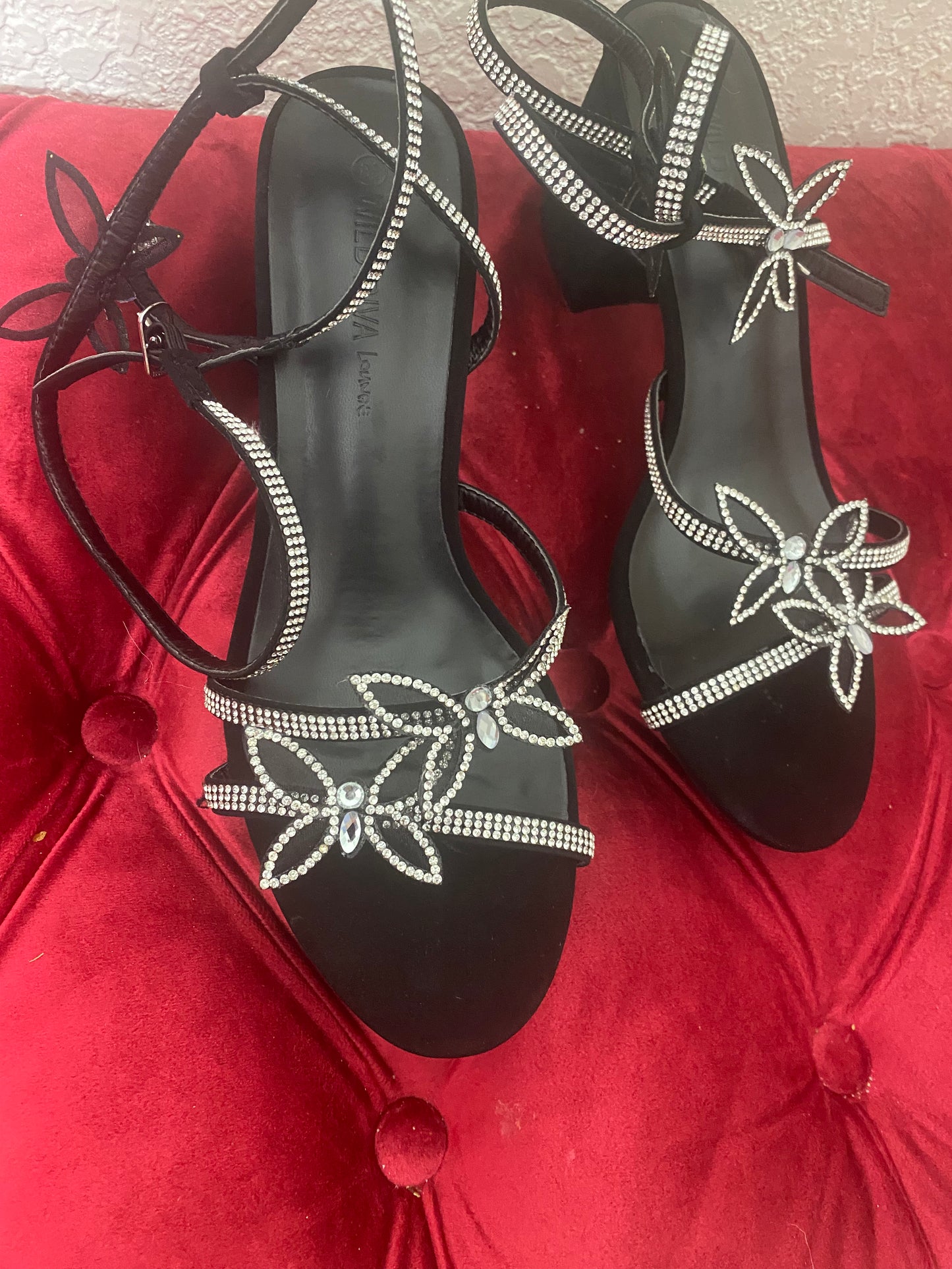 Scarlet Short Heel - (Defect)