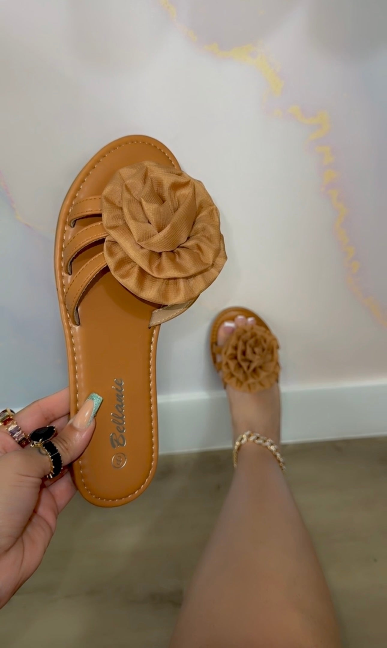 Paula Sandal